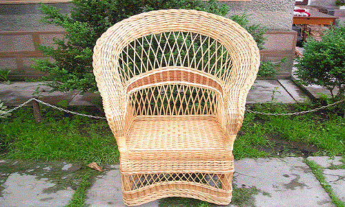 плетене крісло