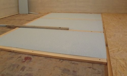 Thermal insulation of the floor with polystyrene