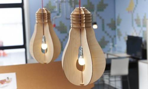 Дизайнерска лампа от шперплат